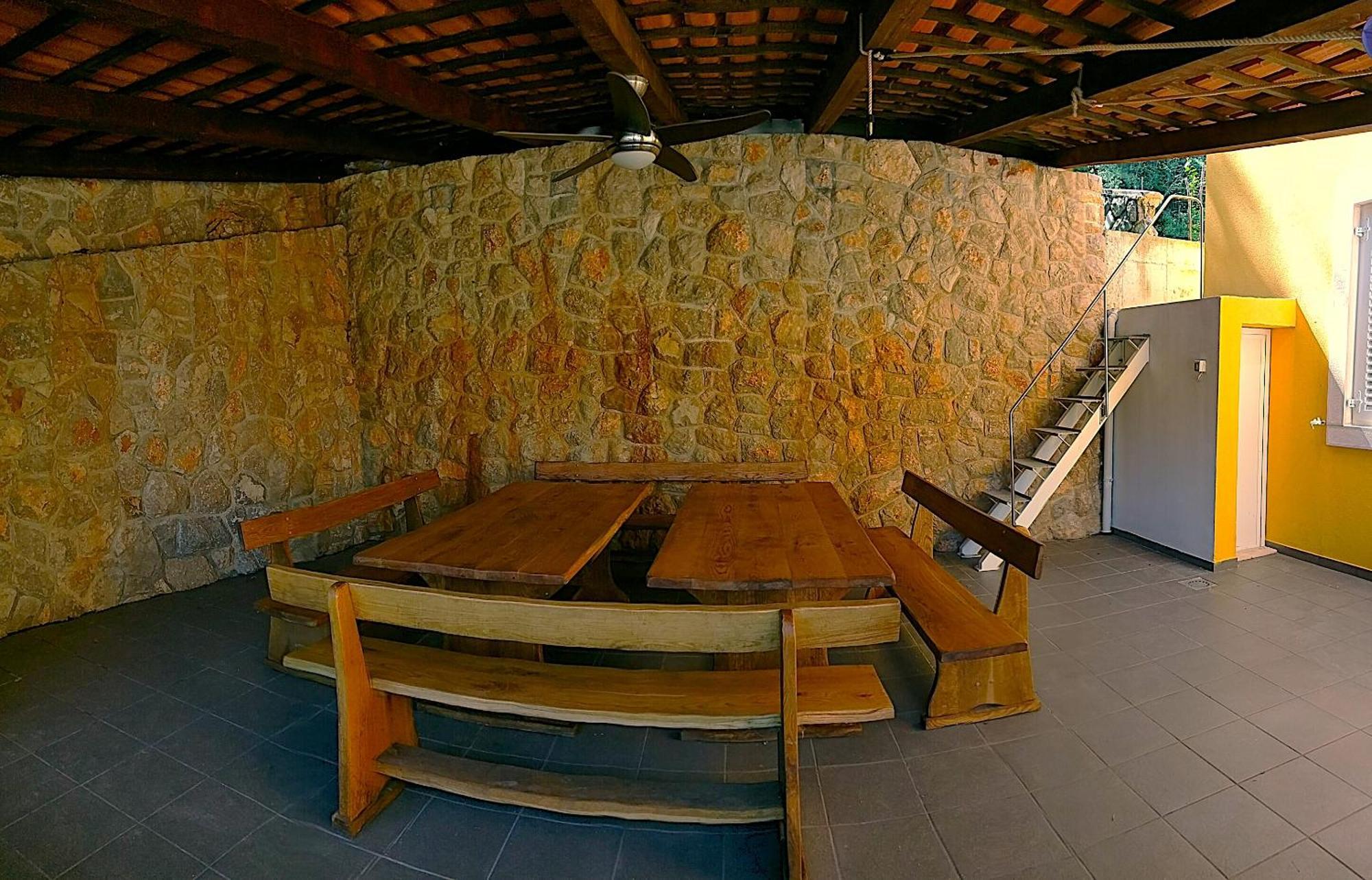 Tramuntana Nyaraló Porozina
